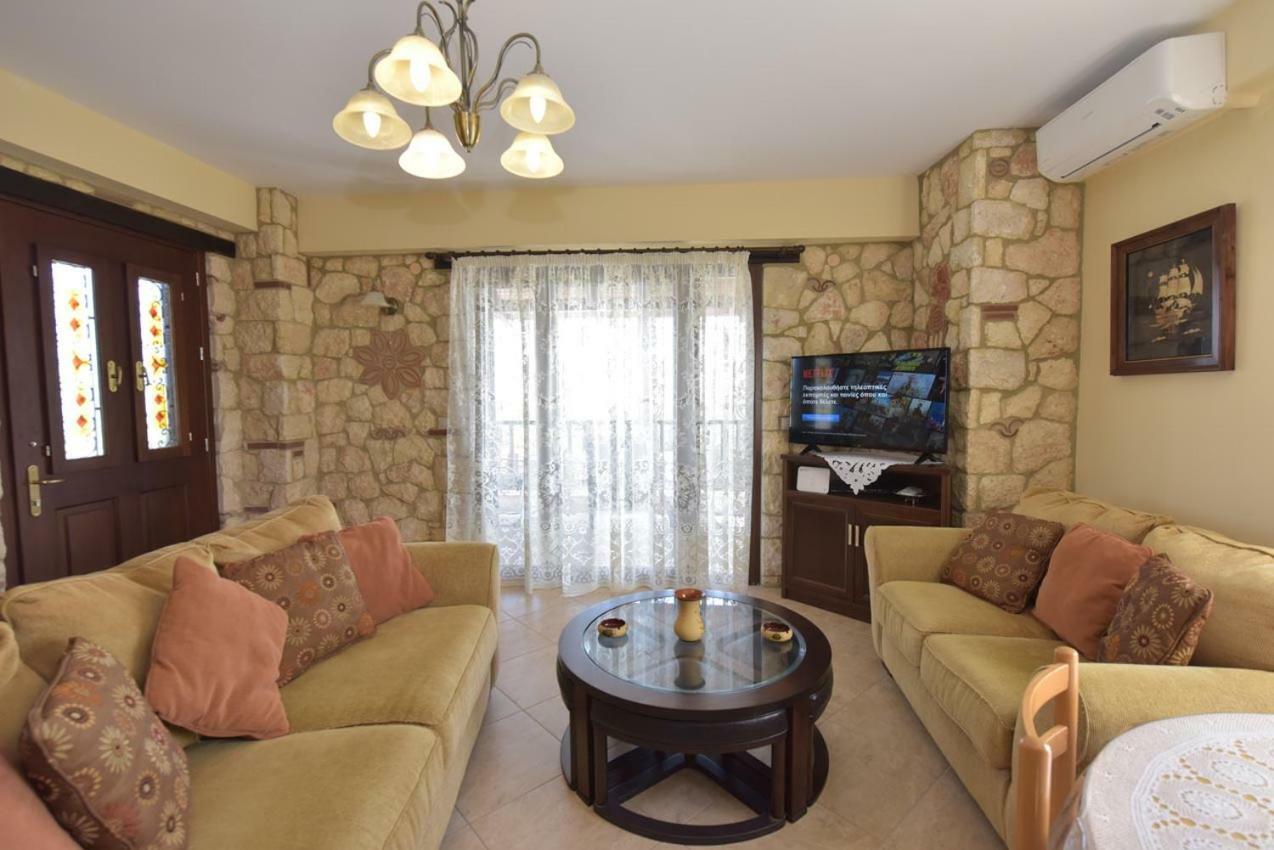 Captain'S Villa Appartments Psakoudia Exterior photo