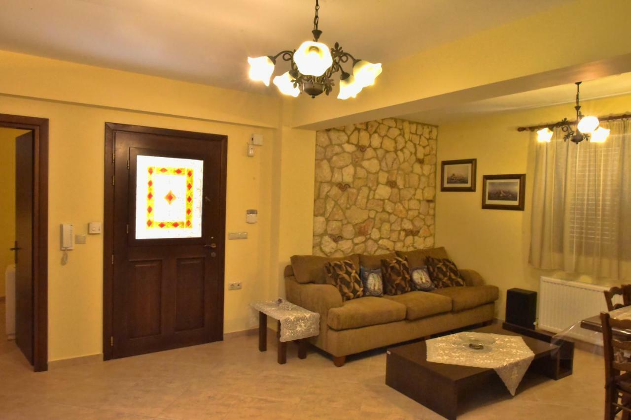 Captain'S Villa Appartments Psakoudia Exterior photo